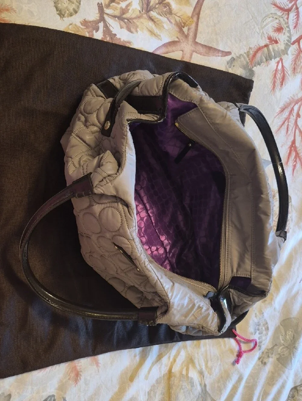 Kate Spade Stevie Chamonix Mouse Tote w/ light grey quilted fabric outside